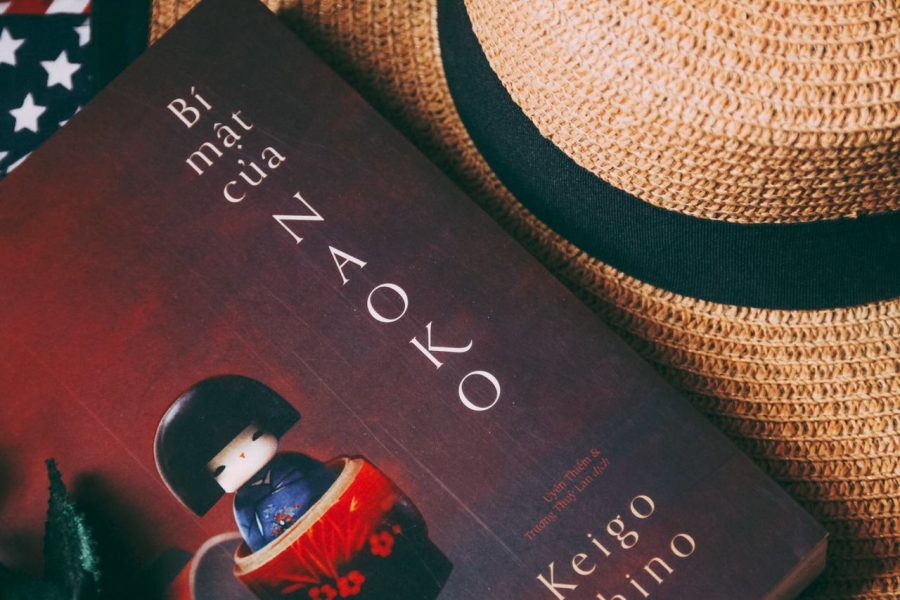 Review sách Bí mật của Naoko – Bí mật không thể nói ra