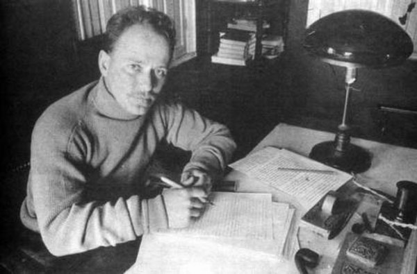Mikhail Aleksandrovich Sholokhov – tác giả gắn với nhiều thăng trầm lịch sử