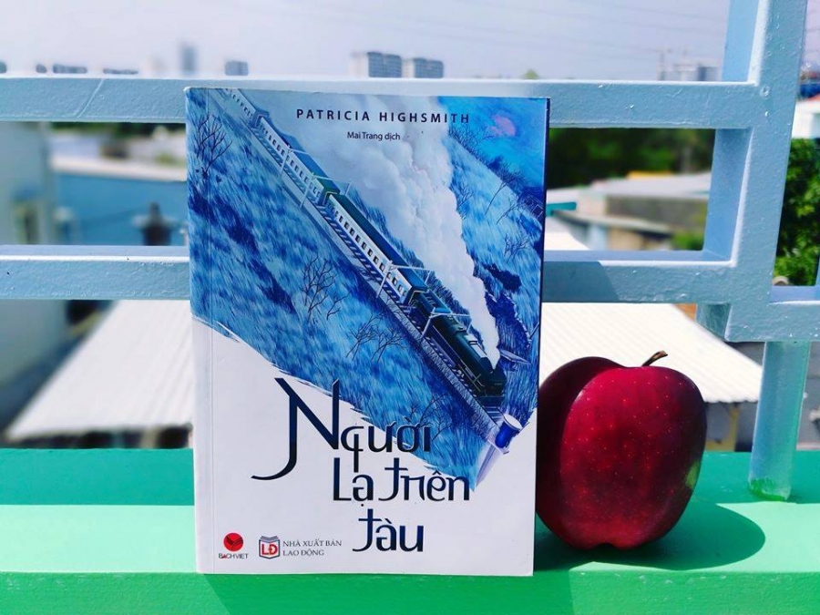 Review sách Người Lạ Trên Tàu – Patricia Highsmith