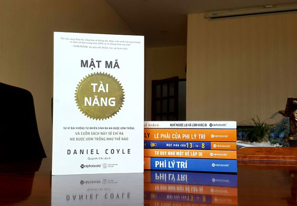 Review sách Mật mã tài năng – Daniel Coyle